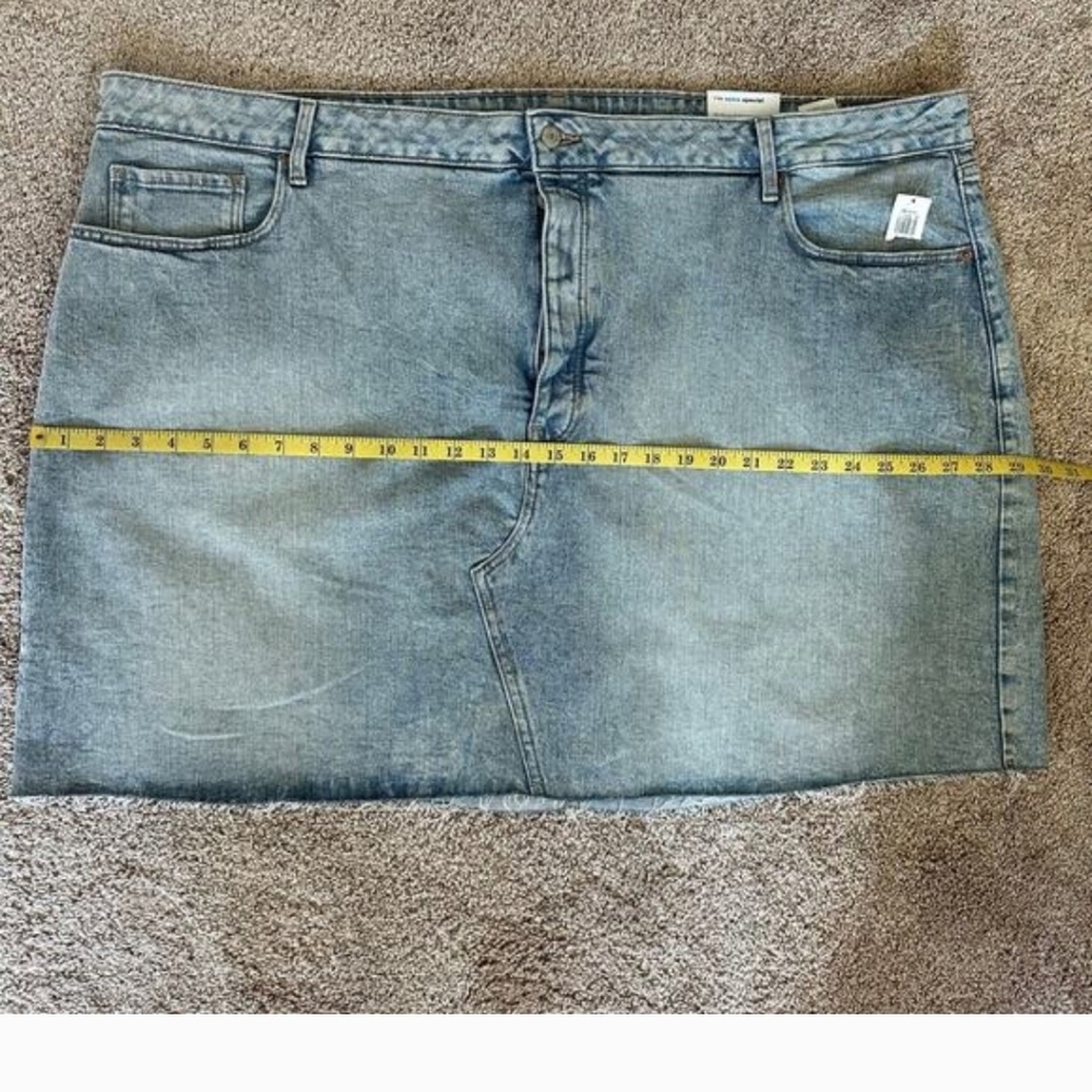 NEW Old Navy Denim Mini Skirt High Rise Secret Slimming Pockets Plus Size 28 - Picture 11 of 13